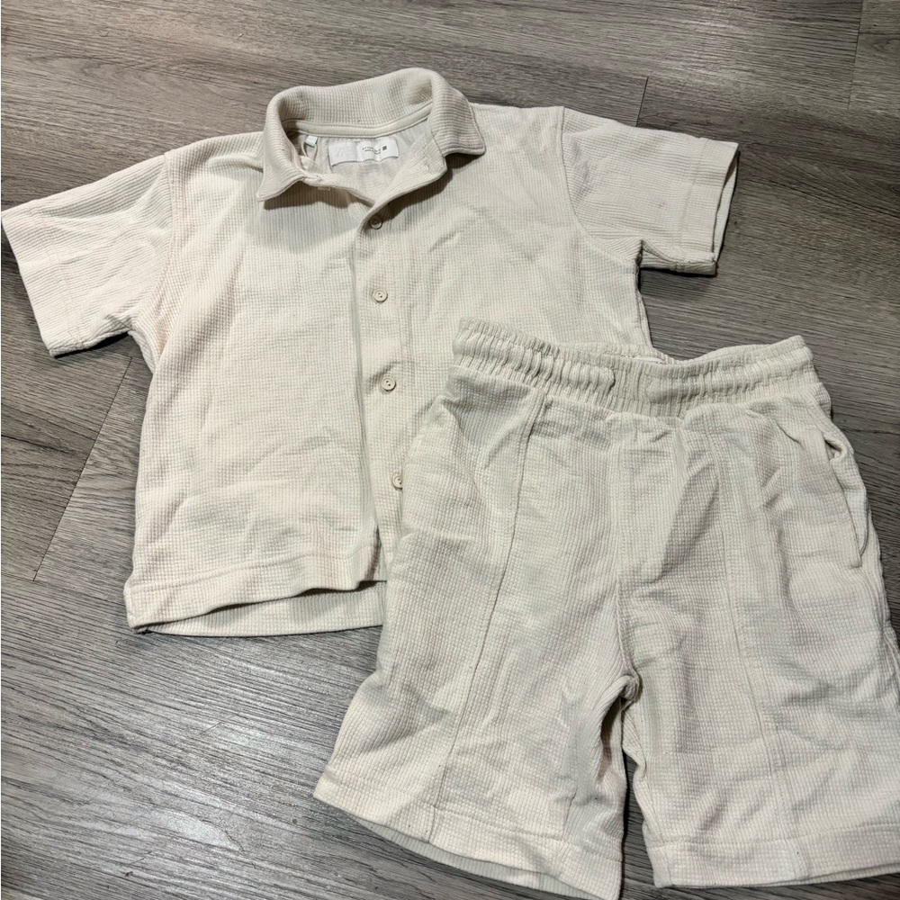 Zara Ribbed Cream Shirt and Shorts Set